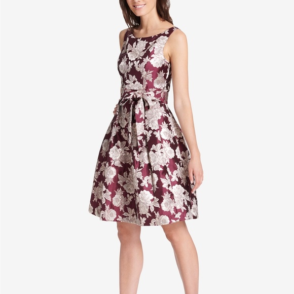 Jessica Howard Floral-Print Fit and Flare Dress - Picture 1 of 1